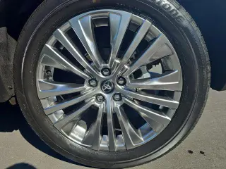 Toyota Venza 2023 AWD Limited 4dr Crossover