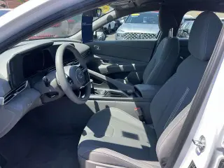 Hyundai ELANTRA 2023 SEL 4dr Sedan