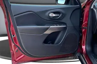 Jeep Cherokee 2019 4x4 High Altitude 4dr SUV