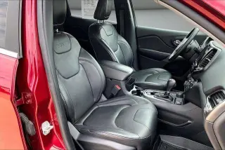 Jeep Cherokee 2019 4x4 High Altitude 4dr SUV