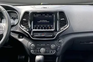 Jeep Cherokee 2019 4x4 High Altitude 4dr SUV