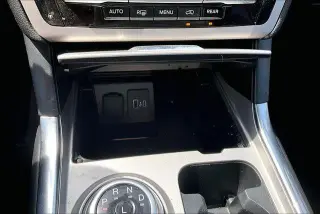 Ford Explorer 2023 AWD XLT 4dr SUV