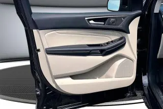 Ford Edge 2019 AWD Titanium 4dr Crossover