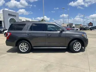 Ford Expedition 2021 4x2 XLT 4dr SUV