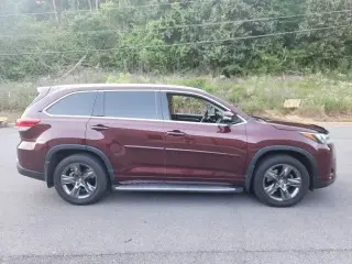 Toyota Highlander 2017 AWD Limited 4dr SUV