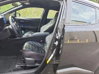 Toyota C-HR 2022 XLE 4dr Crossover