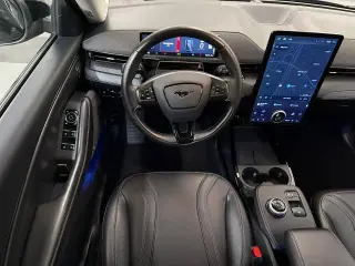 Ford Mustang Mach-E 2023 AWD Premium 4dr SUV