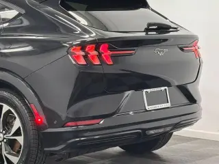 Ford Mustang Mach-E 2023 AWD Premium 4dr SUV