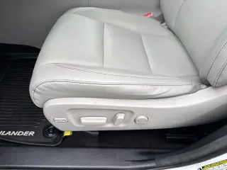Toyota Highlander 2017 AWD XLE 4dr SUV