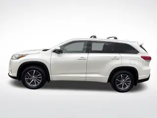 Toyota Highlander 2017 AWD XLE 4dr SUV