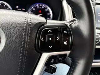Toyota Highlander 2017 AWD XLE 4dr SUV