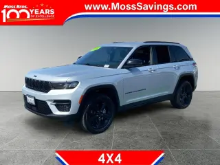 Jeep Grand Cherokee 2023 4x4 Laredo 4dr SUV