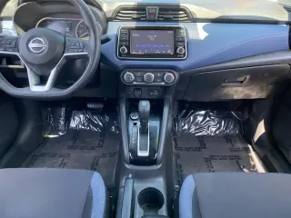 Nissan Versa 2023 SV 4dr Sedan