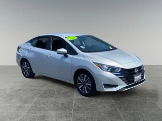 Nissan Versa 2023 SV 4dr Sedan