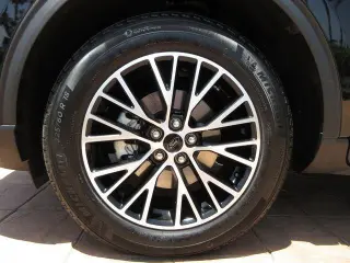Ford Escape Plug-In Hybrid 2025 PHEV 4dr SUV