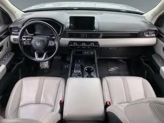 Honda Pilot 2023 Touring 4dr SUV