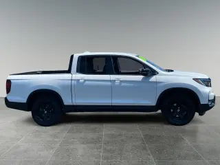Honda Ridgeline 2022 AWD Black Edition 4dr Crew Cab 5.3 ft. SB