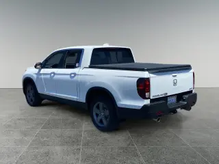 Honda Ridgeline 2023 AWD RTL-E 4dr Crew Cab 5.3 ft. SB