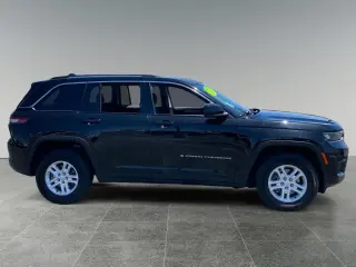 Jeep Grand Cherokee 2023 4x2 Laredo 4dr SUV