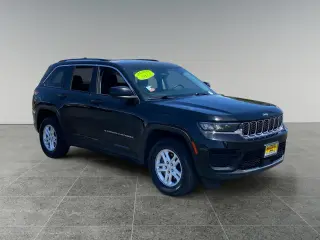 Jeep Grand Cherokee 2023 4x2 Laredo 4dr SUV