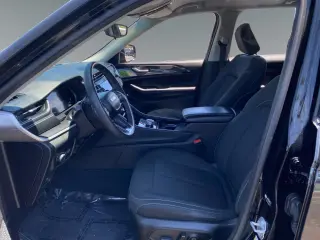Jeep Grand Cherokee 2023 4x2 Laredo 4dr SUV