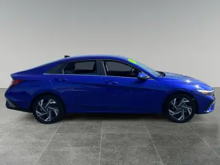 Hyundai ELANTRA 2025 Limited 4dr Sedan