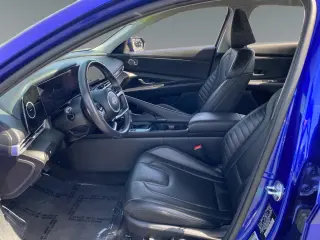 Hyundai ELANTRA 2025 Limited 4dr Sedan