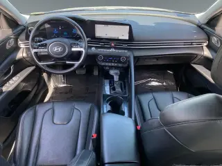 Hyundai ELANTRA 2025 Limited 4dr Sedan