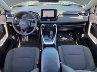 Toyota RAV4 Hybrid 2024 AWD LE 4dr SUV