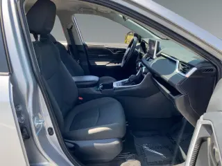 Toyota RAV4 Hybrid 2023 AWD LE 4dr SUV