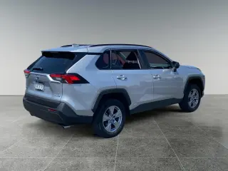Toyota RAV4 Hybrid 2023 AWD LE 4dr SUV