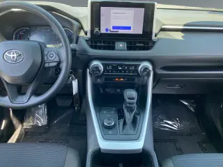 Toyota RAV4 Hybrid 2024 AWD LE 4dr SUV
