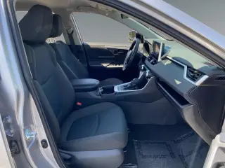 Toyota RAV4 Hybrid 2024 AWD LE 4dr SUV
