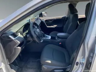 Toyota RAV4 Hybrid 2024 AWD LE 4dr SUV