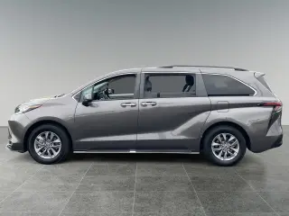 Toyota Sienna 2023 XLE 8-Passenger 4dr Mini-Van