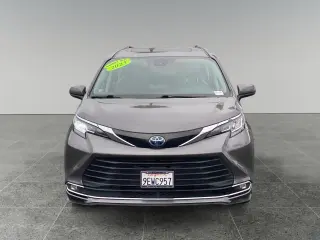 Toyota Sienna 2023 XLE 8-Passenger 4dr Mini-Van