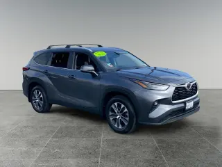 Toyota Highlander 2023 XLE 4dr SUV