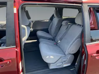 Toyota Sienna 2020 LE 7-Passenger Auto Access Seat 4dr Mini-Van