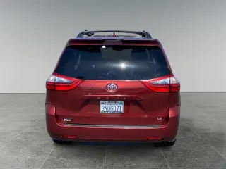 Toyota Sienna 2020 LE 7-Passenger Auto Access Seat 4dr Mini-Van
