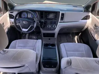 Toyota Sienna 2020 LE 7-Passenger Auto Access Seat 4dr Mini-Van