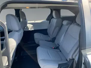 Toyota Sienna 2025 LE 8-Passenger 4dr Mini-Van