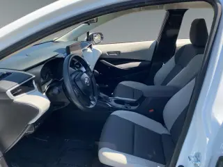 Toyota Corolla 2025 LE 4dr Sedan