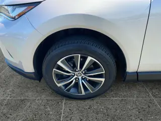 Toyota Venza 2024 AWD LE 4dr Crossover