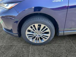 Toyota Venza 2021 AWD XLE 4dr Crossover