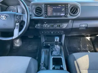 Toyota Tacoma 2020 4x4 SR5 V6 4dr Double Cab 5.0 ft SB