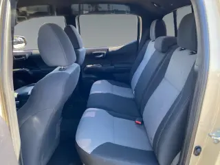 Toyota Tacoma 2020 4x4 SR5 V6 4dr Double Cab 5.0 ft SB