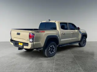 Toyota Tacoma 2020 4x4 SR5 V6 4dr Double Cab 5.0 ft SB