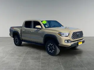 Toyota Tacoma 2020 4x4 SR5 V6 4dr Double Cab 5.0 ft SB