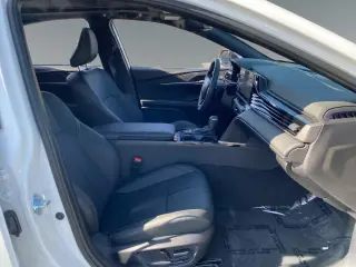 Toyota Camry 2026 LE 4dr Sedan