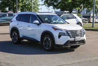 Nissan Rogue 2024 SV 4dr Crossover
